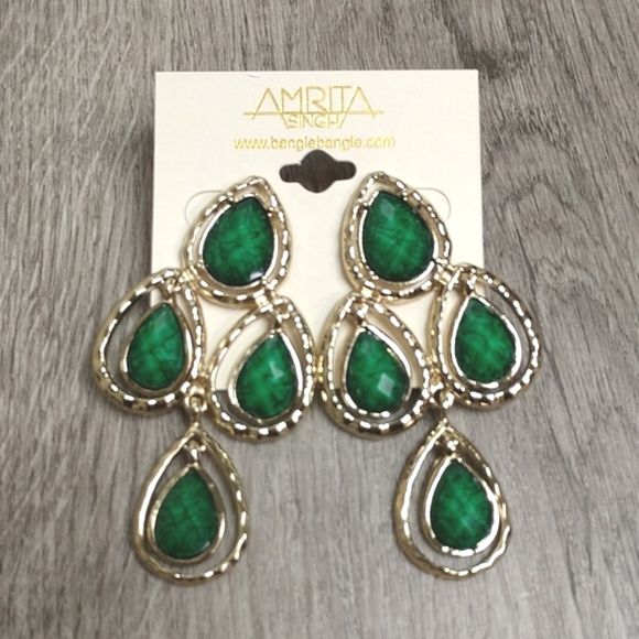 Amrita Singh Sagaponack Earrings - Picture 8 of 8